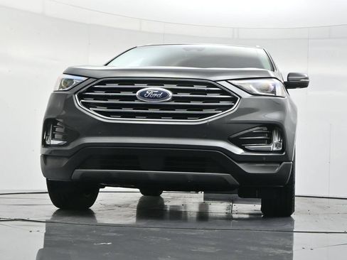Used 2020 Ford Edge Titanium AWD/4WD image 44