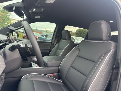 New 2026 GMC Sierra EV Elevation w/ LPO, Elevation Dark Package image 18