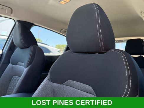 Used 2025 Nissan Kicks SV FWD image 9