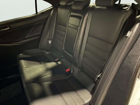 Used 2018 Lexus IS 300 F Sport image 19