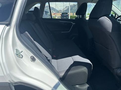 Used 2023 Toyota RAV4 LE AWD/4WD image 14