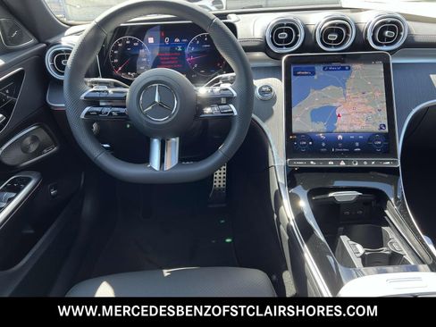 Used 2025 Mercedes-Benz C 300 4MATIC Sedan image 16