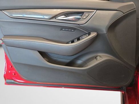 Certified 2022 Cadillac CT5 V Blackwing w/ Carbon Fiber Package 2 RWD image 13