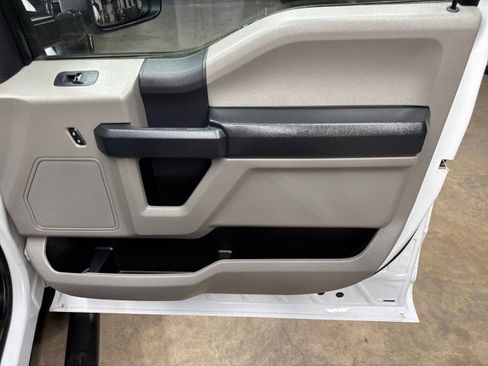 Used 2022 Ford F250 XL w/ Power Equipment Group image 23