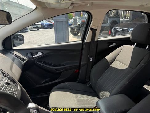 Used 2015 Ford Focus SE w/ Reverse Sensing Package FWD image 15