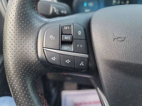 Used 2025 Ford Escape ST-Line Elite w/ Premium Technology Package AWD/4WD image 25