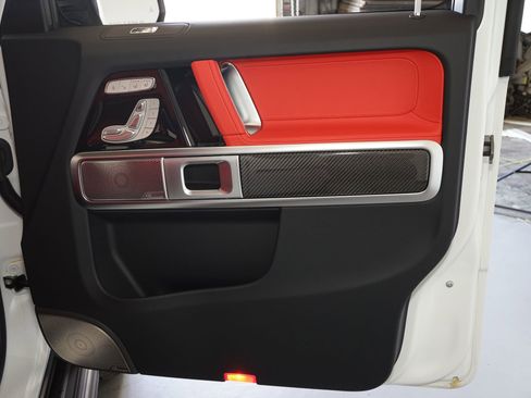 Used 2025 Mercedes-Benz G 63 AMG 4MATIC image 29