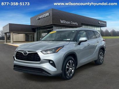 Used 2022 Toyota Highlander XLE