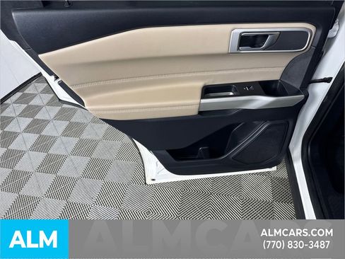 Used 2020 Ford Explorer XLT w/ Equipment Group 202A image 24