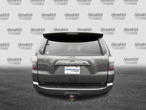 Used 2019 Toyota 4Runner SR5 AWD/4WD image 8