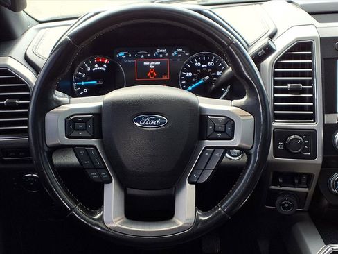 Certified 2020 Ford F250 Platinum w/ FX4 Off-Road Package image 20