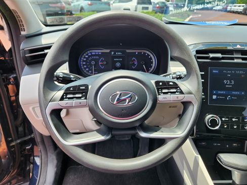 Certified 2023 Hyundai Tucson SEL AWD/4WD image 18