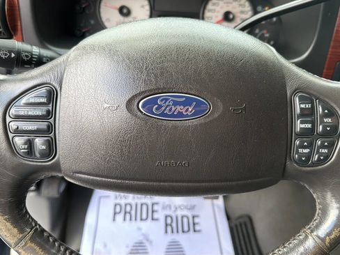 Used 2007 Ford F350 Lariat image 21