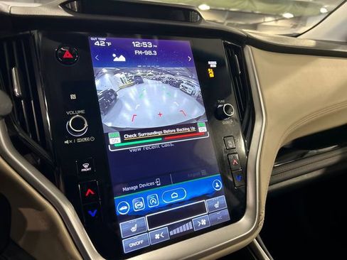 Used 2022 Subaru Outback Limited image 17