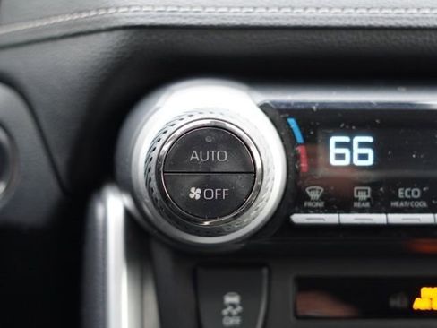 Used 2023 Toyota RAV4 XLE Premium image 29