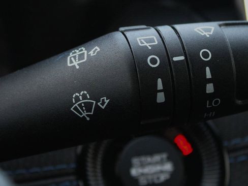 New 2026 Jeep Compass Latitude image 23