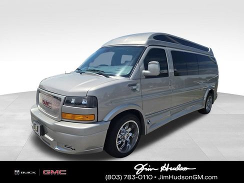 Used 2025 GMC Savana 2500 Extended w/ Driver Convenience Package RWD image 1