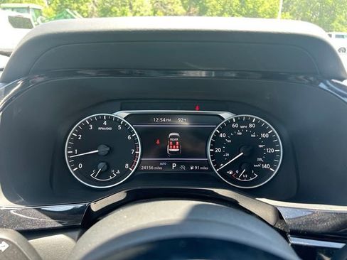 Used 2023 Nissan Pathfinder SV w/ SV Premium Package AWD/4WD image 24