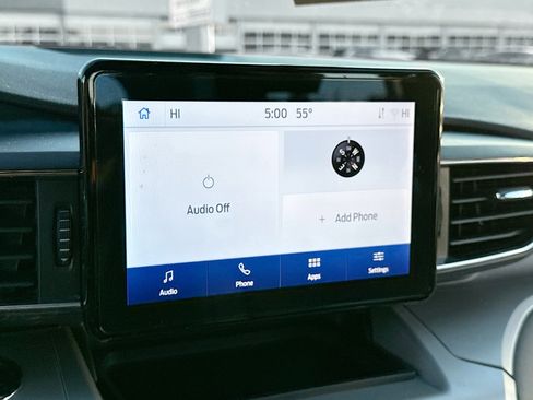 Used 2023 Ford Explorer XLT w/ Equipment Group 202A image 10