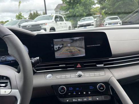 Used 2023 Hyundai Elantra SEL w/ Convenience Package FWD image 27