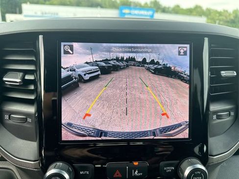 Used 2025 RAM 1500 Tradesman AWD/4WD image 16