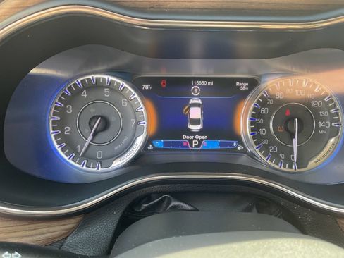 Used 2015 Chrysler 200 C w/ Navigation & Sound Group I image 12