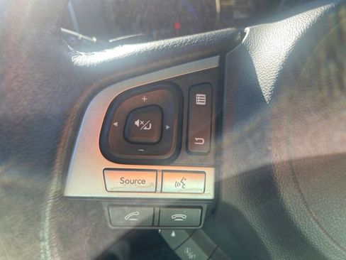 Used 2017 Subaru Outback 2.5i Premium AWD/4WD image 18