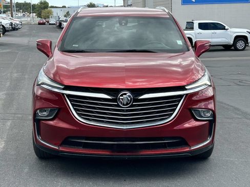 Used 2024 Buick Enclave Premium AWD/4WD image 8