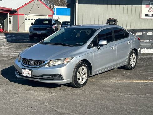 Used 2013 Honda Civic LX image 2