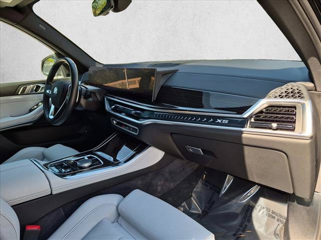 Certified 2026 BMW X5 xDrive50e AWD/4WD image 23