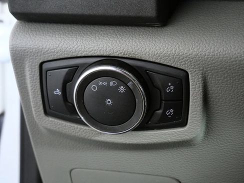 Used 2022 Ford F250 XL w/ Power Equipment Group AWD/4WD image 28