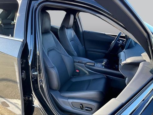 Certified 2025 Lexus UX 300h FWD w/ Accessory Package (Z1) image 8