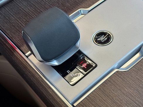 New 2026 Land Rover Range Rover SE AWD/4WD image 27