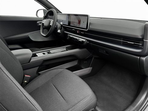 New 2025 Hyundai Ioniq 6 SE image 15