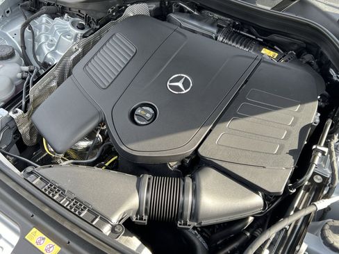 Certified 2025 Mercedes-Benz GLC 300 4MATIC image 27