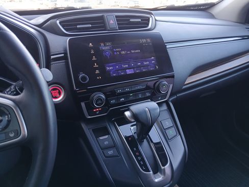 Used 2022 Honda CR-V Touring image 11