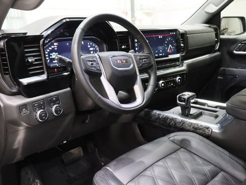 Used 2024 GMC Sierra 1500 Elevation w/ Preferred Package image 25