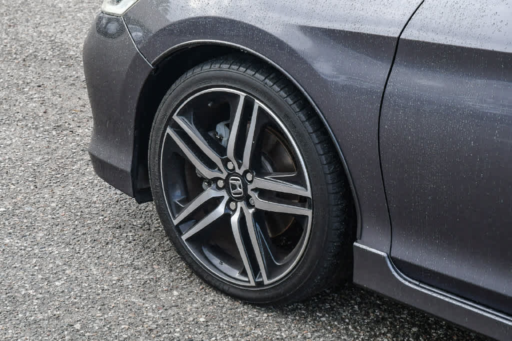 Used 2017 Honda Accord Sport image 10