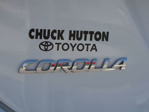 Used 2018 Toyota Corolla SE FWD image 16