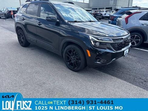 Used 2024 Kia Seltos X-Line AWD/4WD image 1