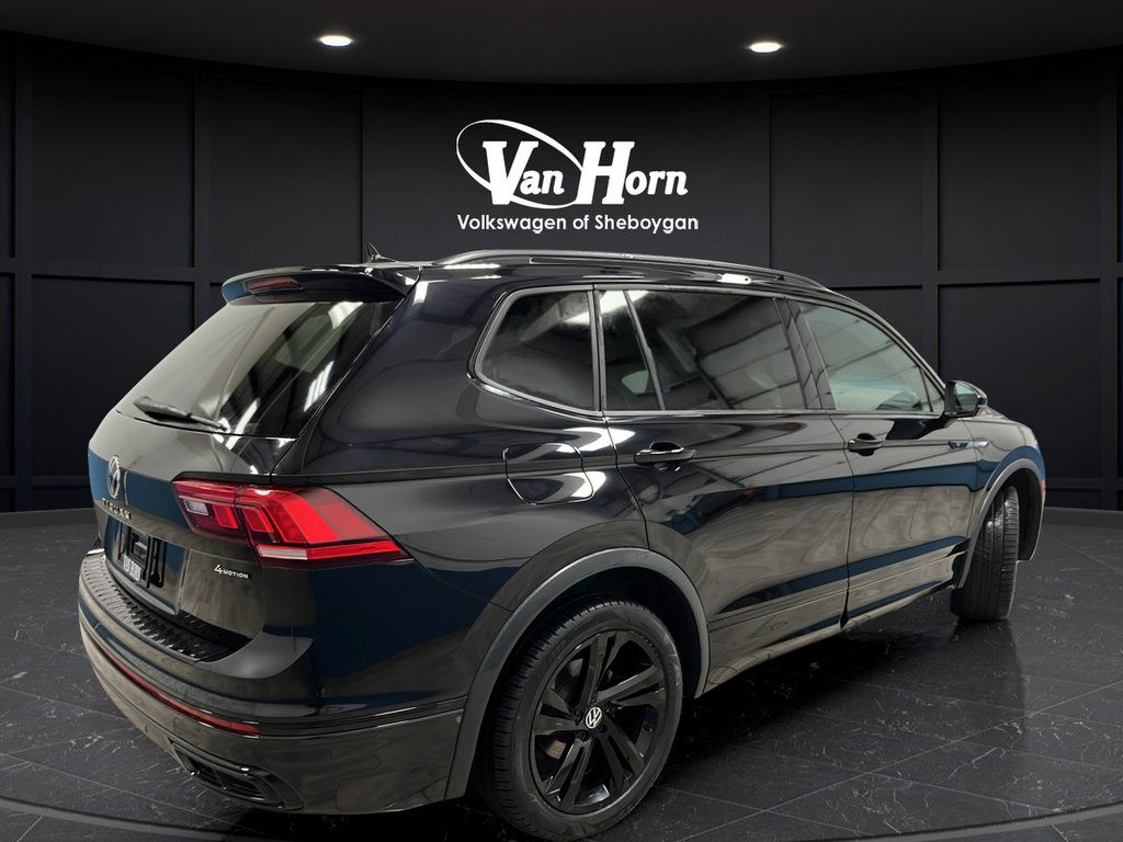 Used 2024 Volkswagen Tiguan SE R-Line AWD/4WD image 7
