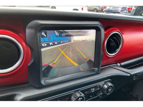 Used 2020 Jeep Gladiator Rubicon AWD/4WD image 23