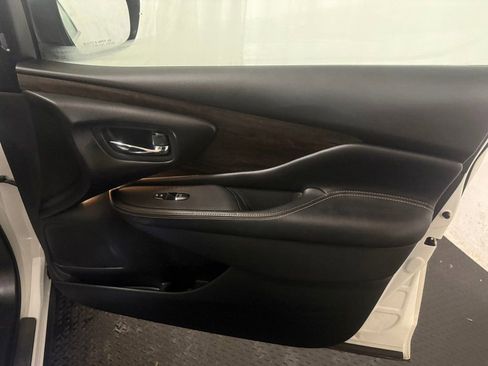 Used 2024 Nissan Murano Platinum w/ Cargo Package image 29