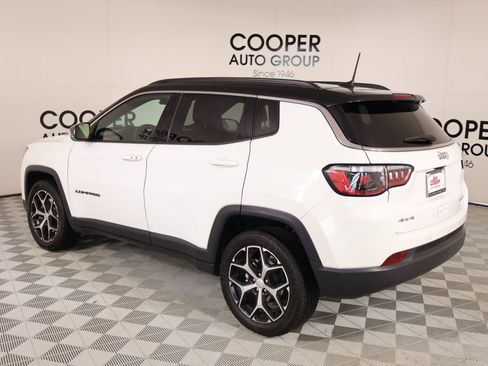 Used 2024 Jeep Compass Limited AWD/4WD image 22