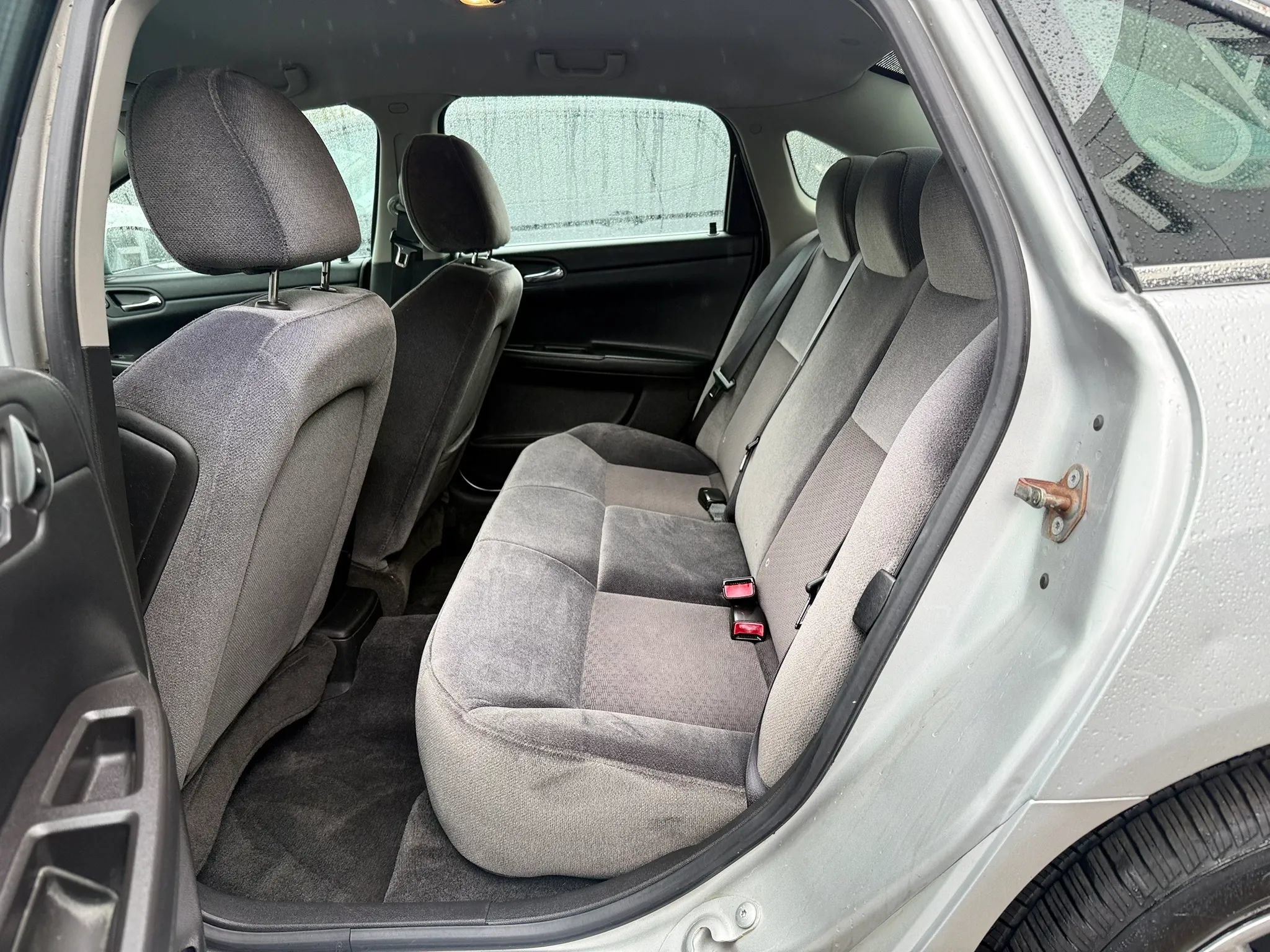 Used 2010 Chevrolet Impala LS FWD image 22