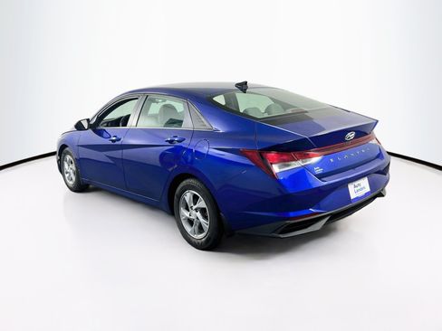 Used 2023 Hyundai Elantra SE FWD image 7