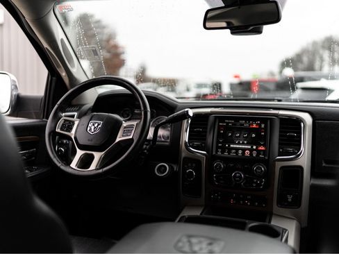 Used 2013 RAM 3500 Laramie w/ Convenience Group image 8