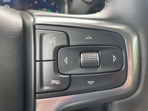 Used 2023 Chevrolet Silverado 1500 LT AWD/4WD image 15