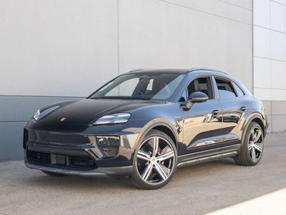 New 2025 Porsche Macan 4S Electric