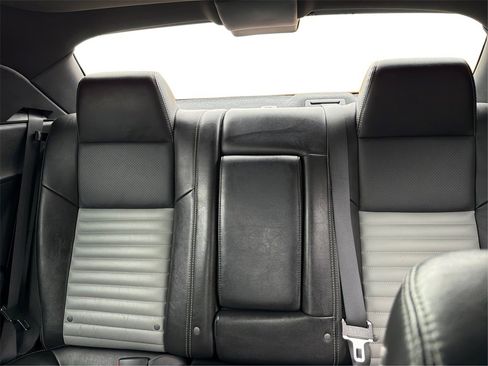 Used 2009 Dodge Challenger R/T image 15
